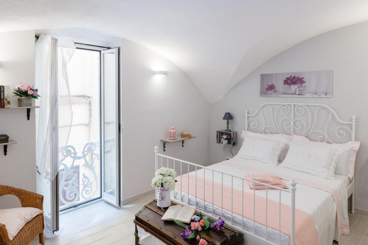 Ferienwohnung La Casa Di Aneti Dolceacqua Exterior foto